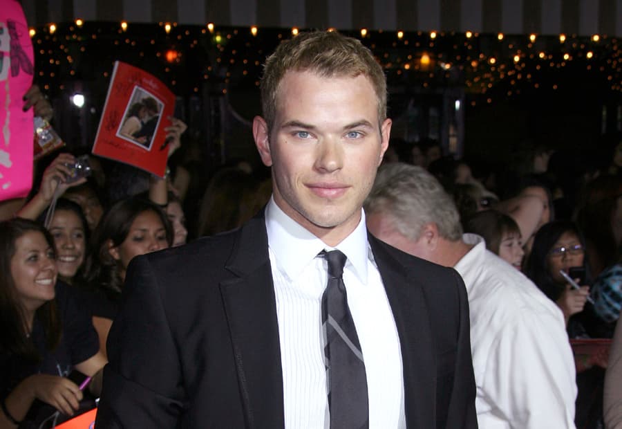 Lutz interpretó a 'Emmett Cullen' (The Grosby Group)