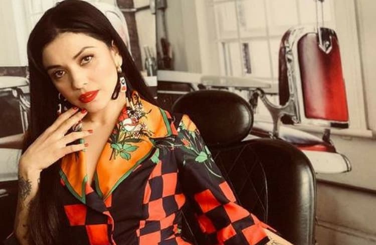 Así lucía Mon Laferte a los 19 años