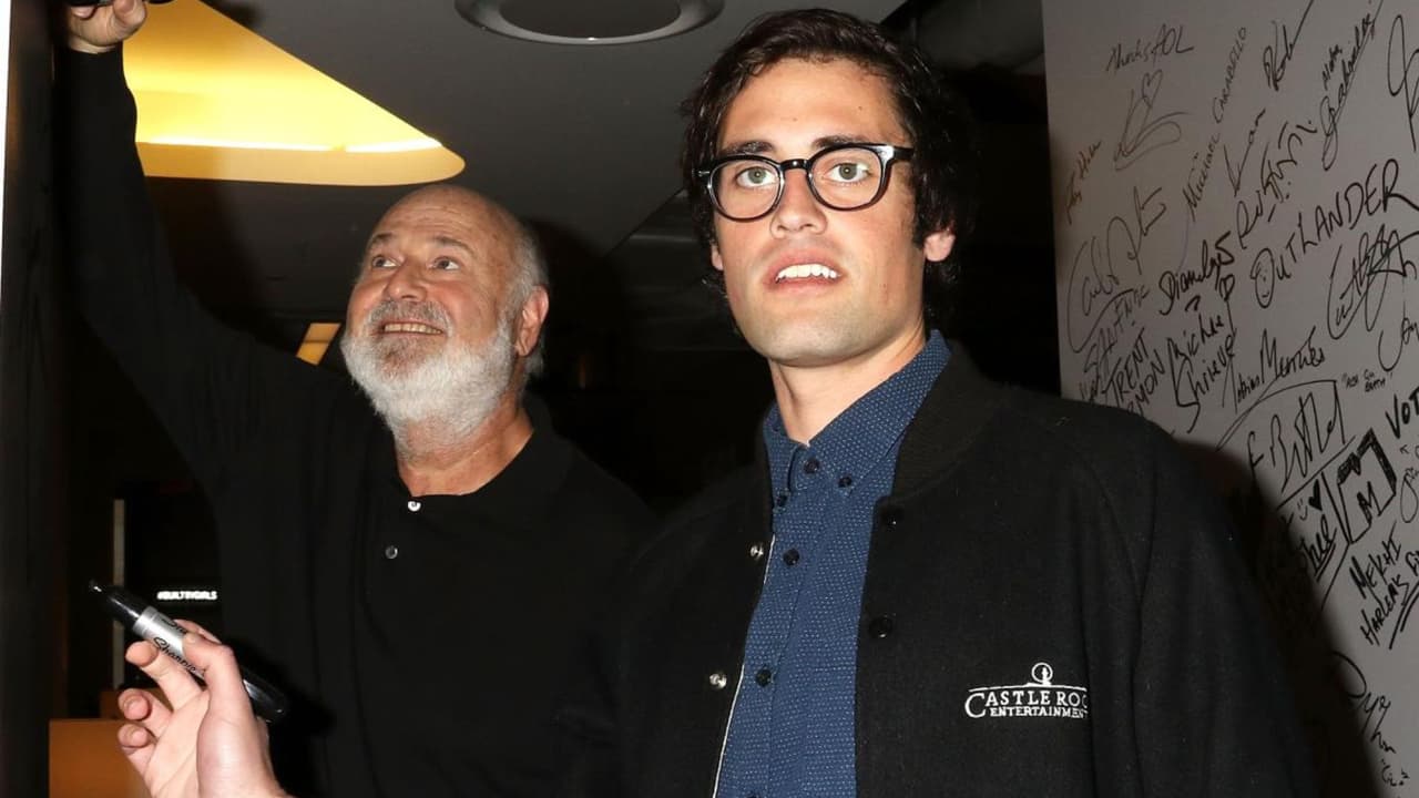 Hijo de Rob Reiner es arrestado tras brutal ataque al cineasta y a su esposa; revelan los motivos de su detención