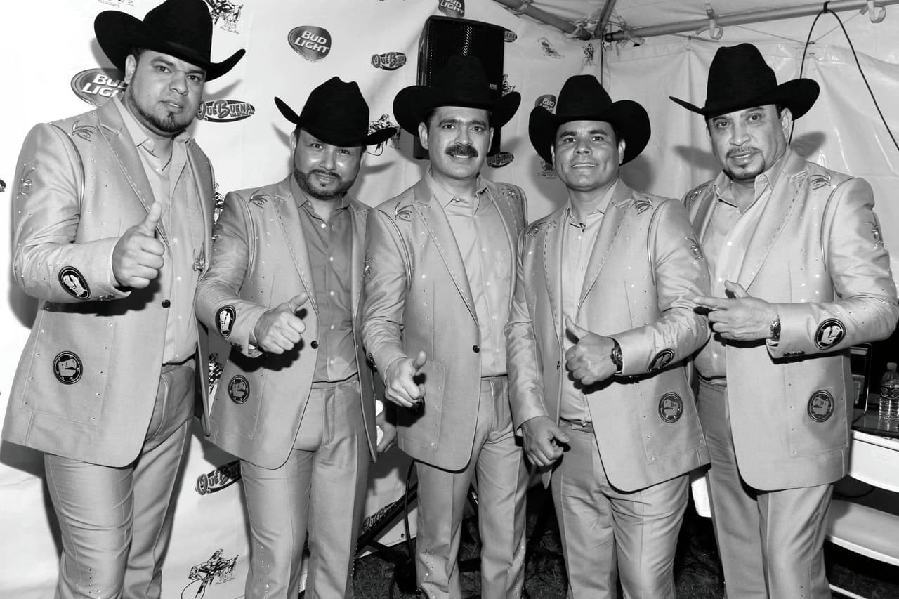 Los Tucanes de Tijuana están de luto tras repentina muerte y entre lágrimas se despiden: “Nos encontramos con el corazón roto”