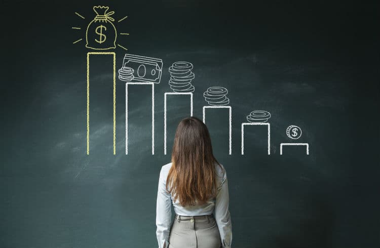 Mira cómo ahorrar sin morir en el intento