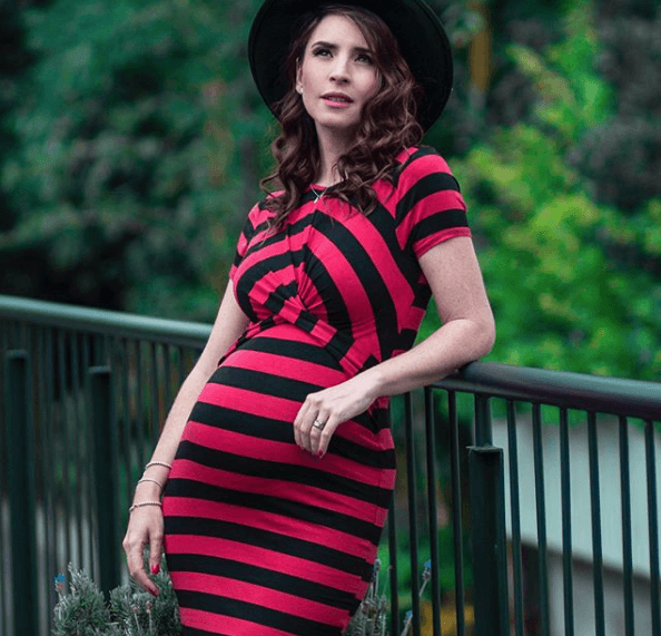 Una de las primeras en compartir su experiencia con la maternidad, es Andrea Torre. La actriz de 'Una familia de diez', creó 'Mamá en la torre' para contar anécdotas y exponer las opiniones de distintos expertos sobre temas pediátricos y pedagógicos, entre otros.