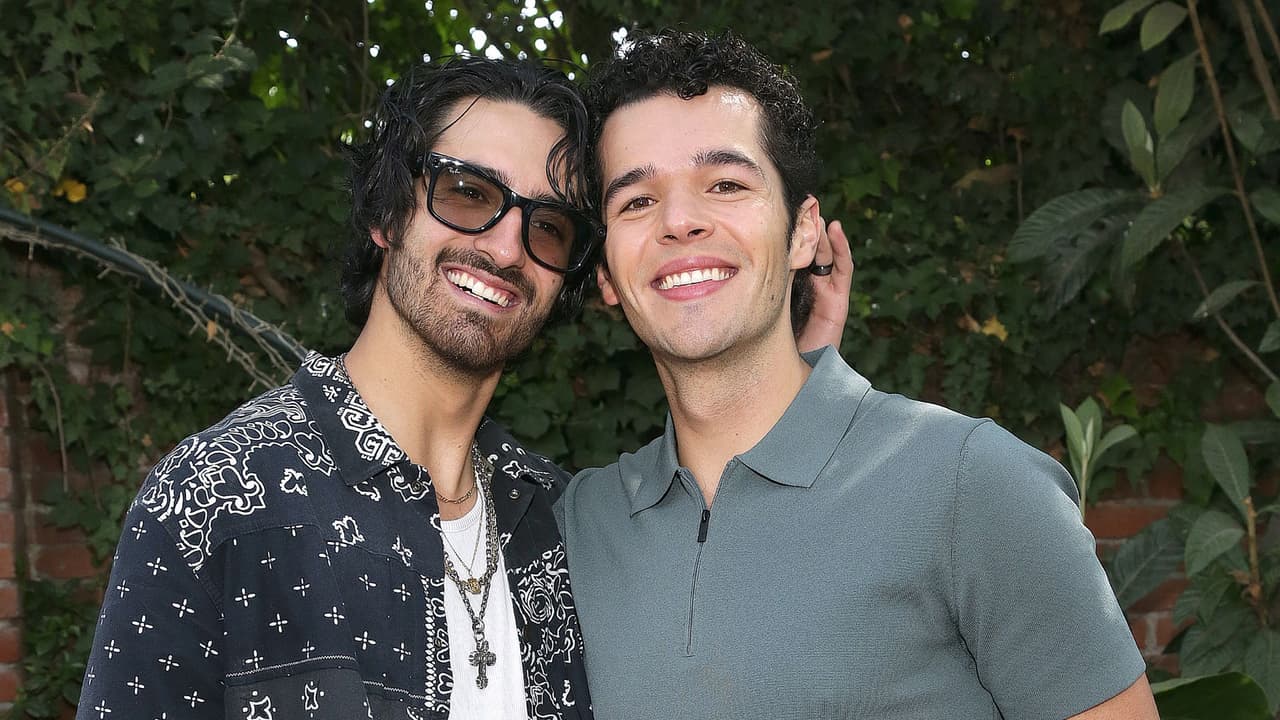 Hijo de Mayrín Villanueva comparte cómo es actuar por primera vez con su hermanastro Eduardo Zucchi