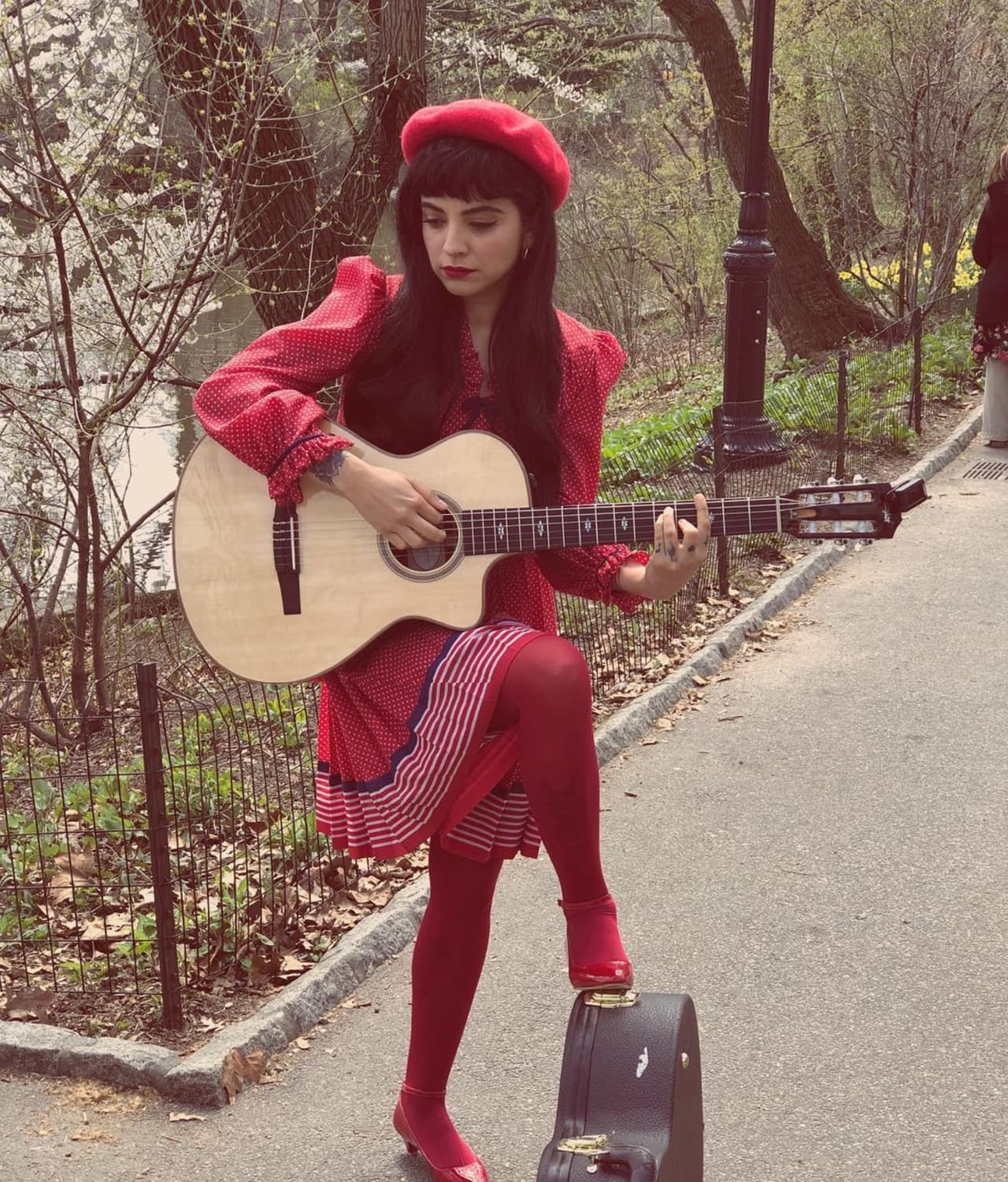 Mon Laferte presenta la versión en japonés de ‘Antes de Ti’