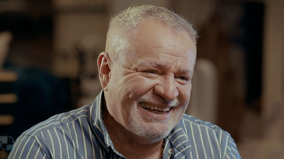 José Alberto ‘El Güero’ Castro revela el primer tráiler de su nueva telenovela ‘Hermanos Coraje’