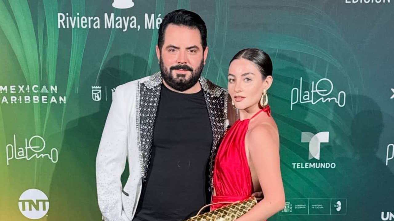 Pareja de José Eduardo Derbez comparte el cambio de look del actor: “Lo veo rarísimo, pero muy guapo”