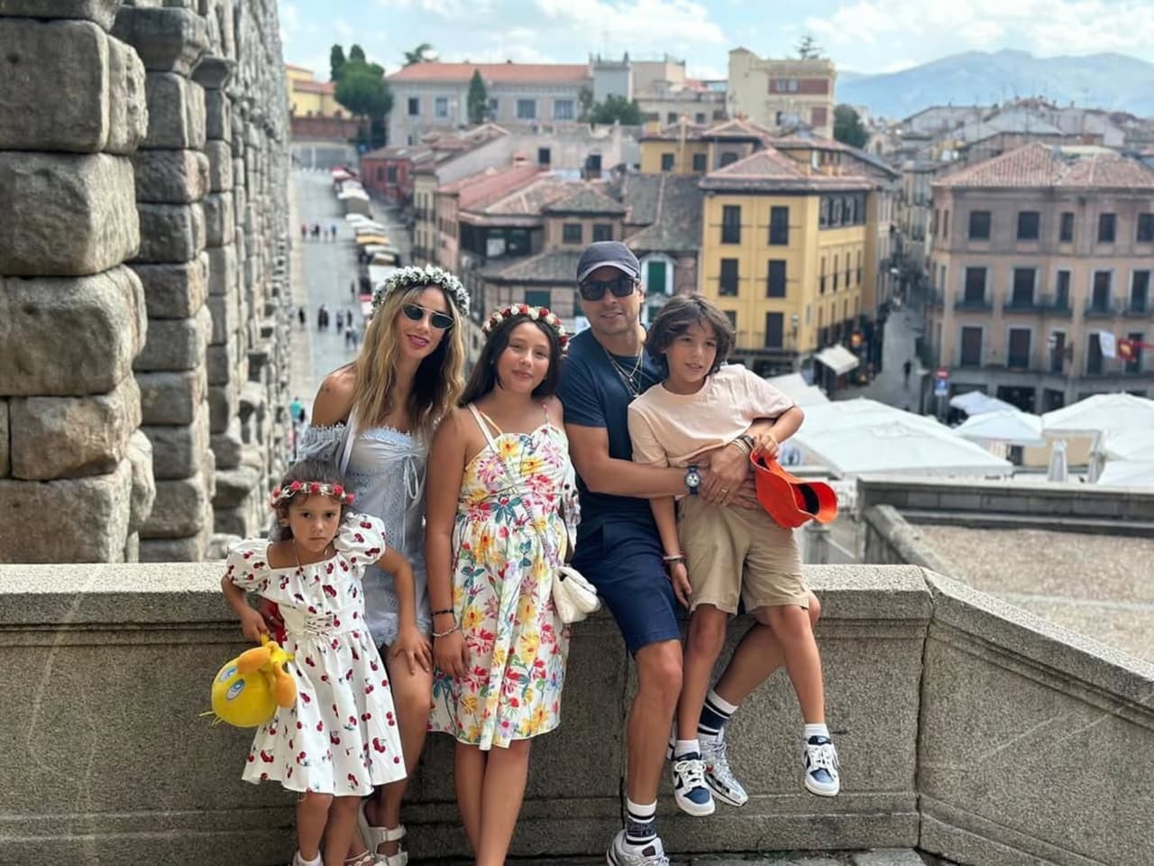 Memo Ochoa y su familia.