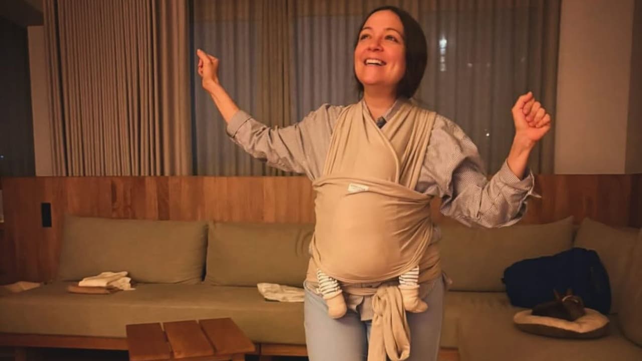 Natalia Lafourcade impacta al revelar el rostro de su bebé en el Día de las Madres con tiernas imágenes