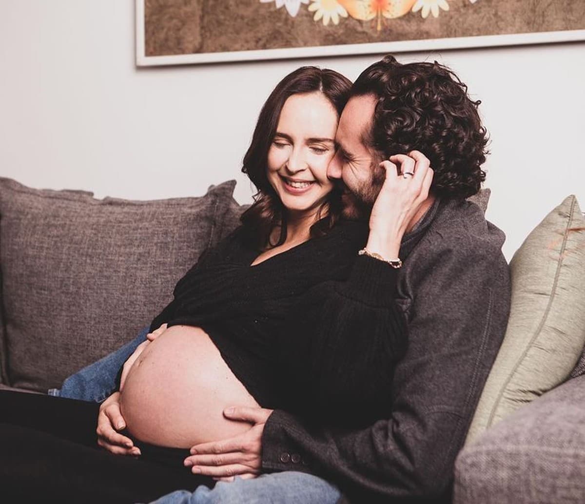 Irán Castillo da a luz a su segundo hijo y así presumió su llegada