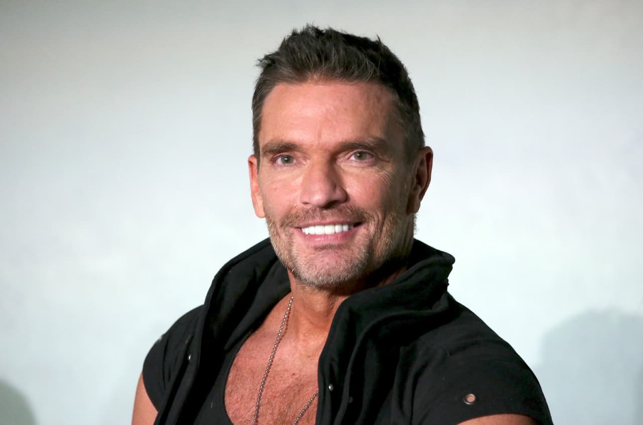 Julián Gil presume su faceta de abuelo al lado de su nieto Oliver: ‘No puedo estar más orgulloso’